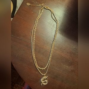 Fashion Nova Gold Double chain dragon necklace